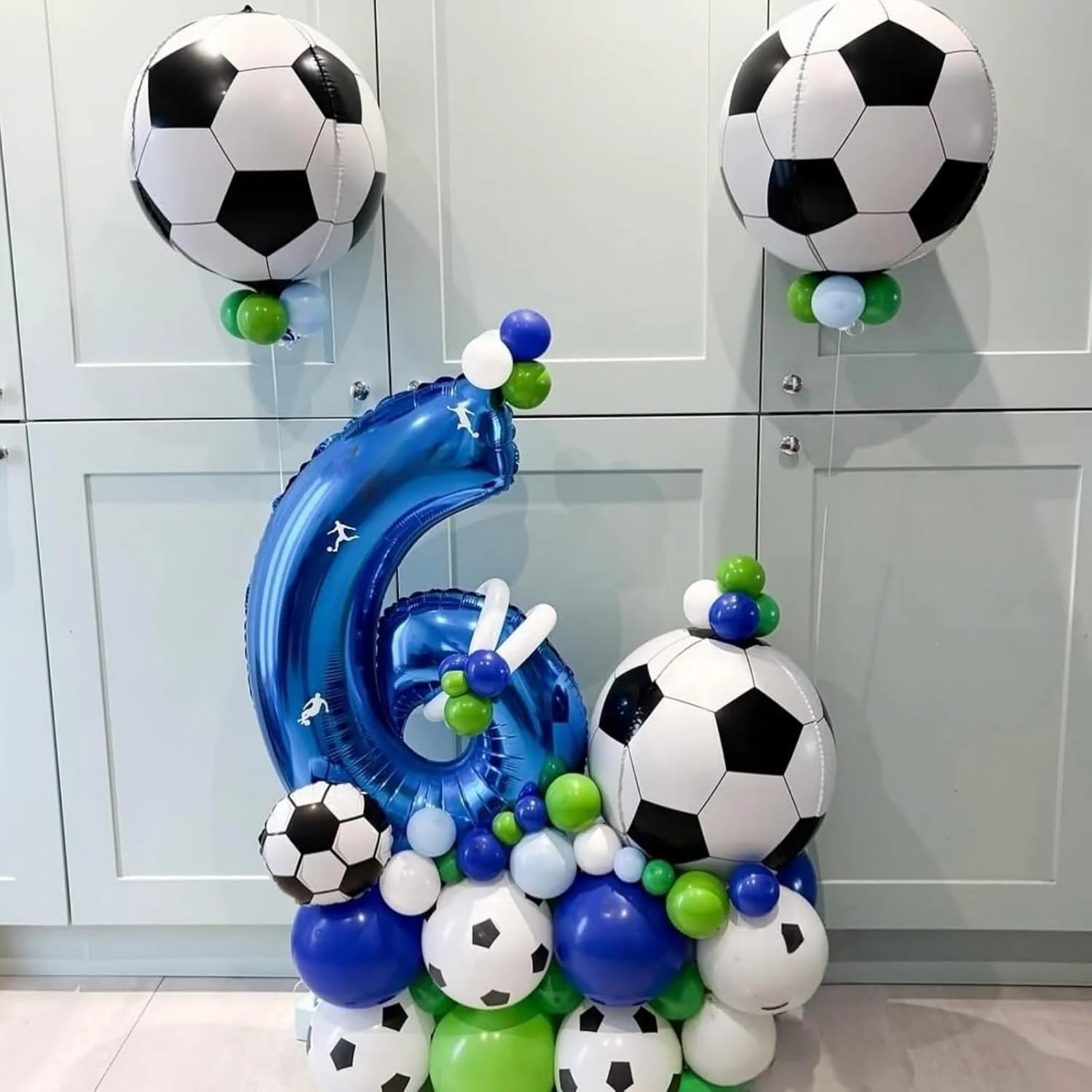 Sports equipment Balloons Foot - Sports Equipment Background incelemesi ve fiyatı